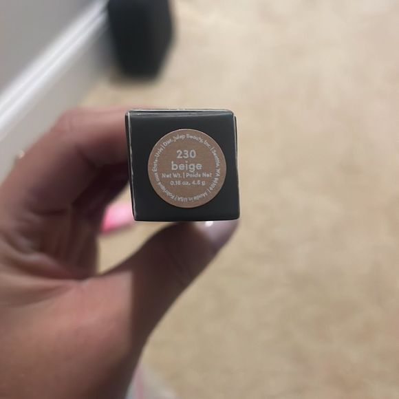 New JULEP Cushion Complexion 5 in 1 Skin- Protector with Turmeric Shade Beige - Picture 3 of 3